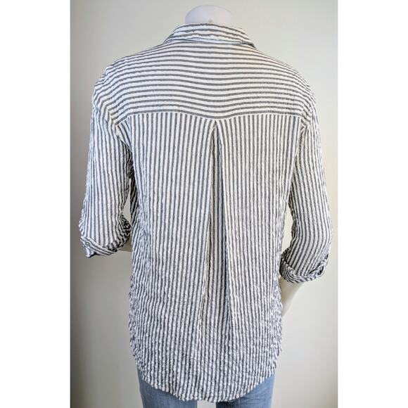 Jane & Delancey Button Down Top Large Gray White Stripe Roll Tab Sleeve Crinkle - Picture 5 of 11